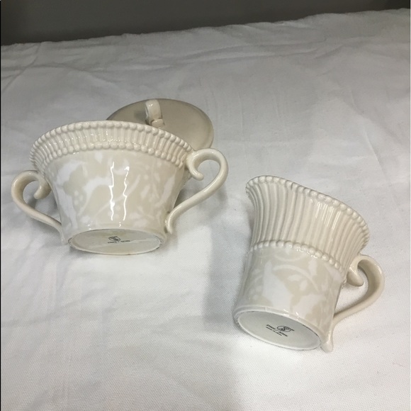 DWS/MWS matching creamer and sugar bowl set - Picture 2 of 10